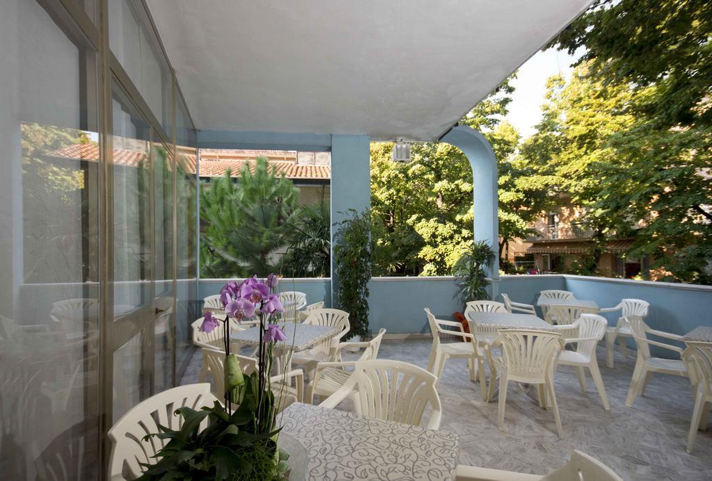 Hotel Veliero Rimini Eksteriør billede