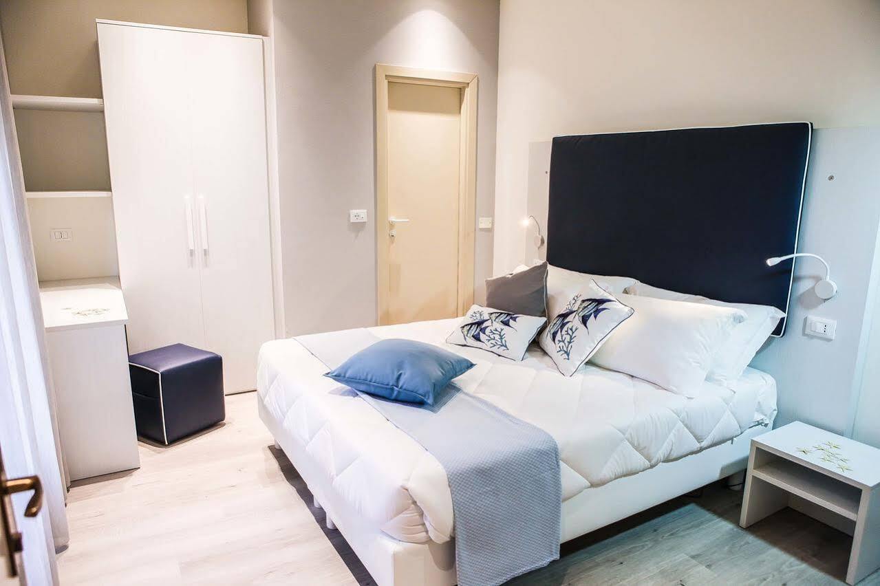 Hotel Veliero Rimini Eksteriør billede